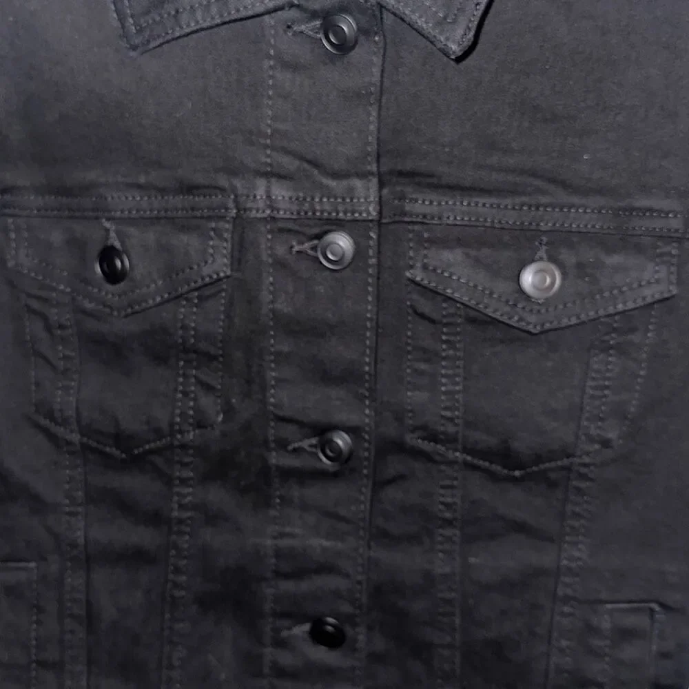 "NEW" Black denim jacket, ladies size med(8-10) by time and true - Picture 5 of 10